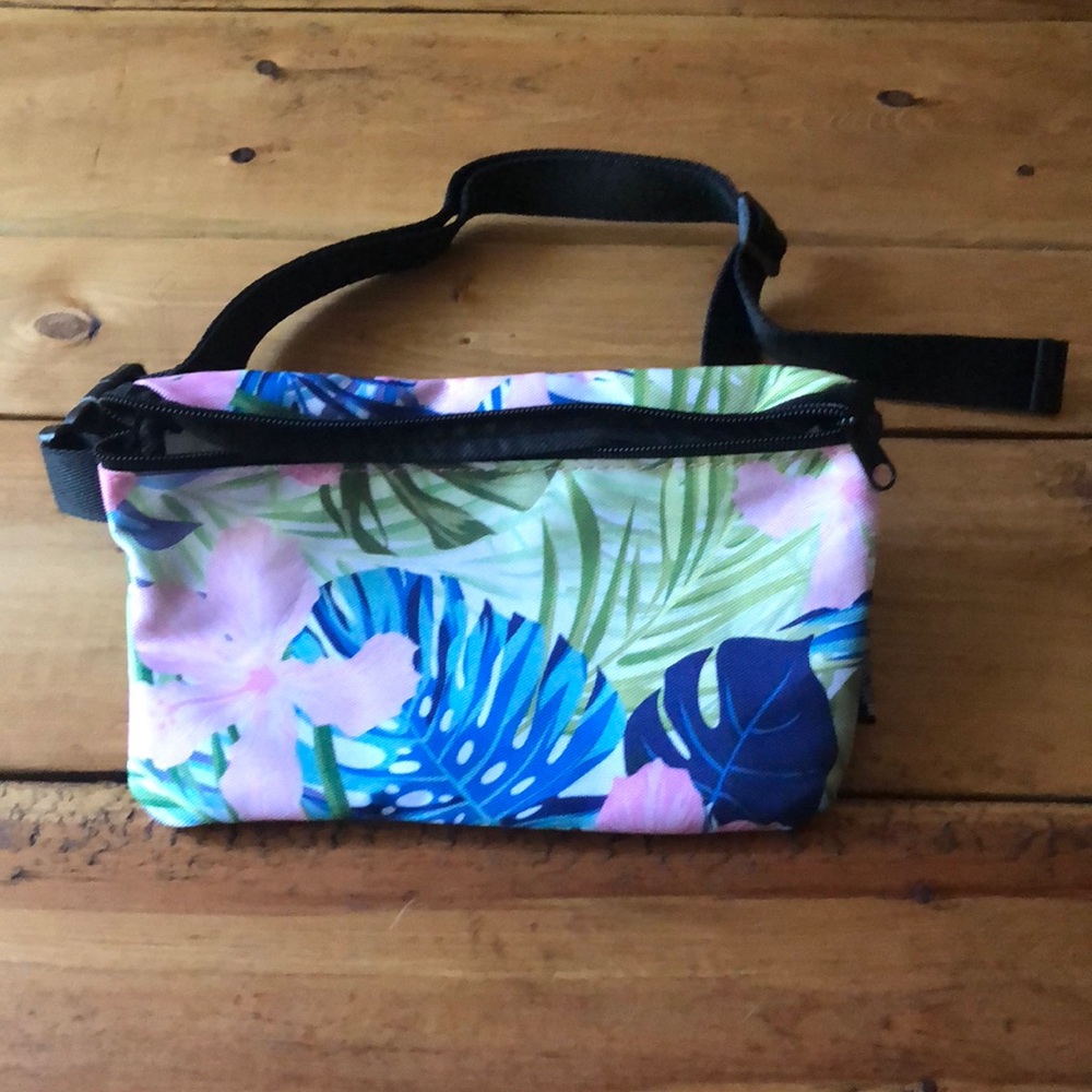 Fanny pack